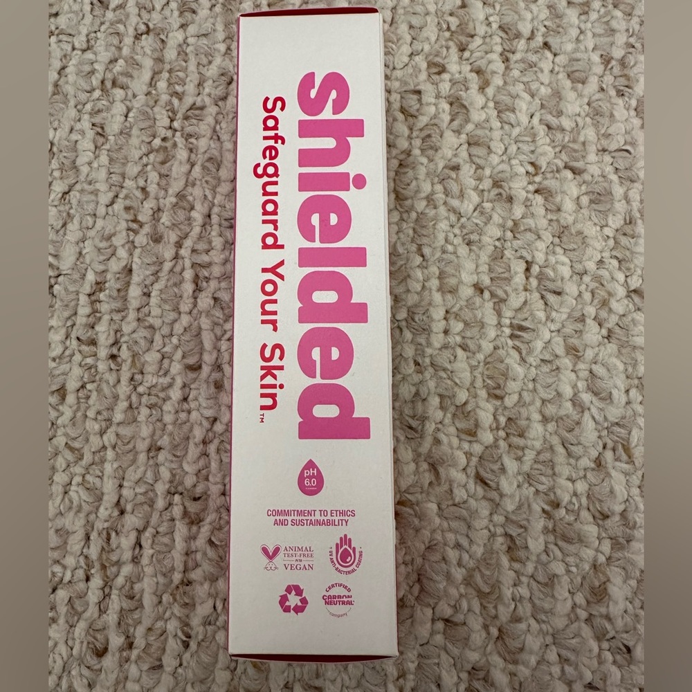 Shielded Beauty Feeding Frenzy Prebiotic Cleanser - Picture 2 of 6